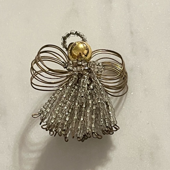 Vintage Handcrafted Wire Angel Brooch - Picture 13 of 13